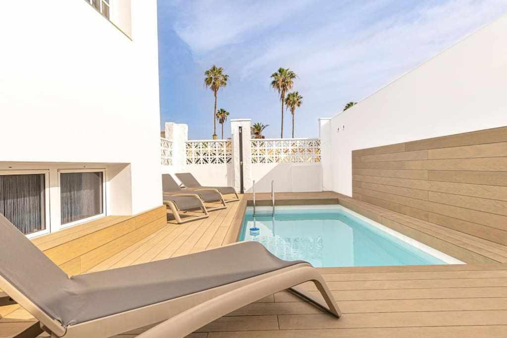 La Favorita Preciosa Villa Con Piscina Privada Corralejo Exterior photo